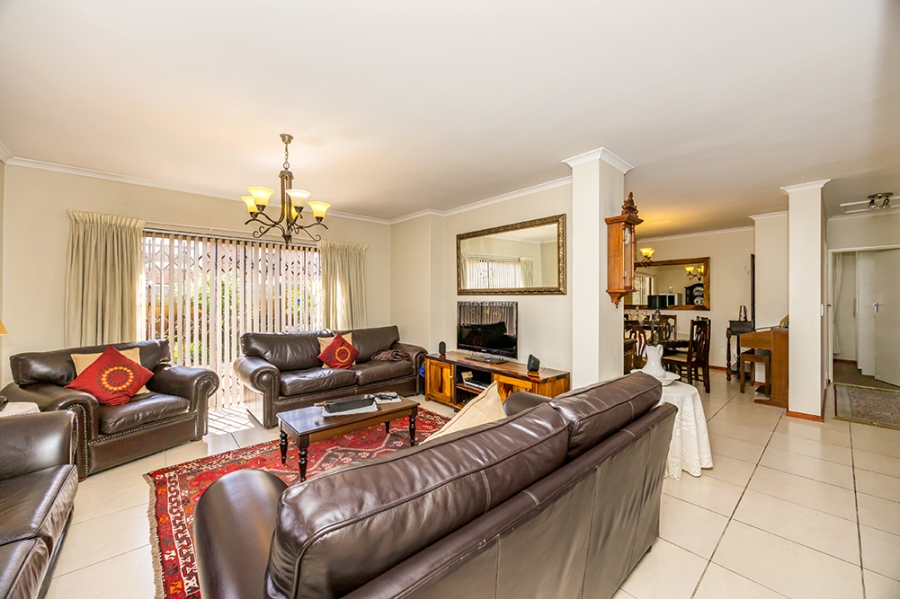 3 Bedroom Property for Sale in Kleinbosch Western Cape